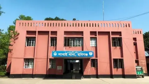 লাখাইয়ে ডোবা থেকে রাজমিস্ত্রির লাশ উদ্ধার