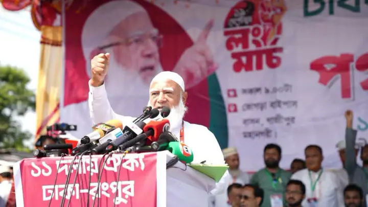 আর কোনো দফা নয় এবার একটা রফা করুন