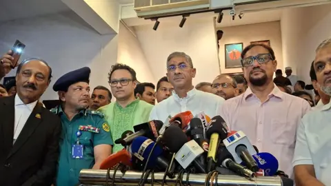 বালু ব্যবসার দ্বন্দ্বে খুন হচ্ছেন নিজ দলের নেতাকর্মীরাই