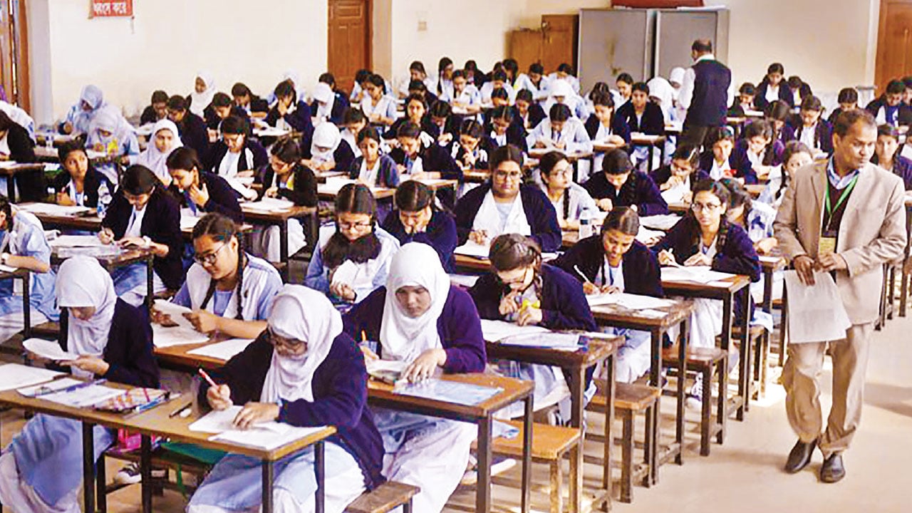শিক্ষায় নৈরাজ্য আর কতকাল