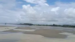উখিয়ায় সমুদ্রসৈকত থেকে তিন অজ্ঞাত লাশ উদ্ধার