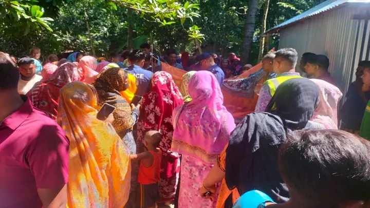 টিকটকে প্রেম, পরিবার মেনে না নেওয়ায় প্রেমিক যুগলের আত্মহত্যা