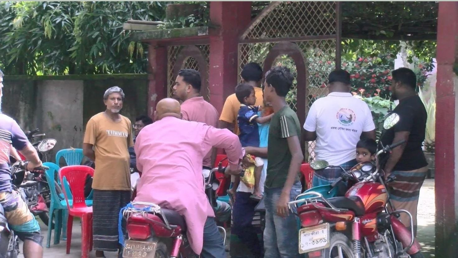 চিকিৎসা শেষে আর ফেরা হলো না সাতক্ষীরার সাজু ও রেবুতির 