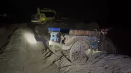 সিরাজগঞ্জে ট্রাকচাপায় অটোভ্যানের চালক নিহত