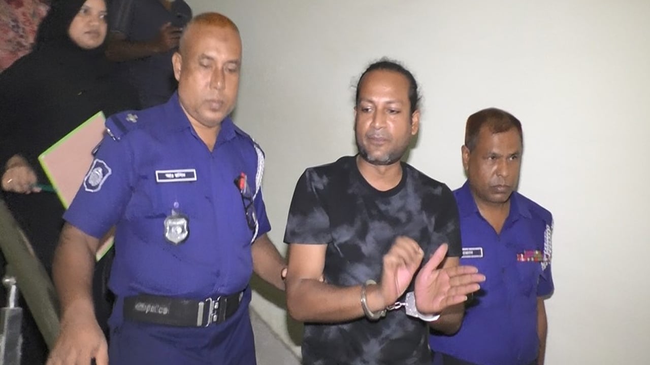 এমপির গাড়িতে হামলা, প্রধান আসামিকে দুই দিনের রিমান্ড