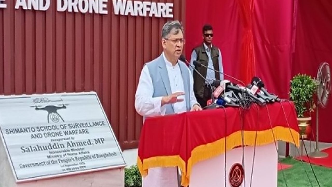 সীমান্তে ড্রোনে নজরদারি জোরদার করবে সরকার: স্বরাষ্ট্রমন্ত্রী
