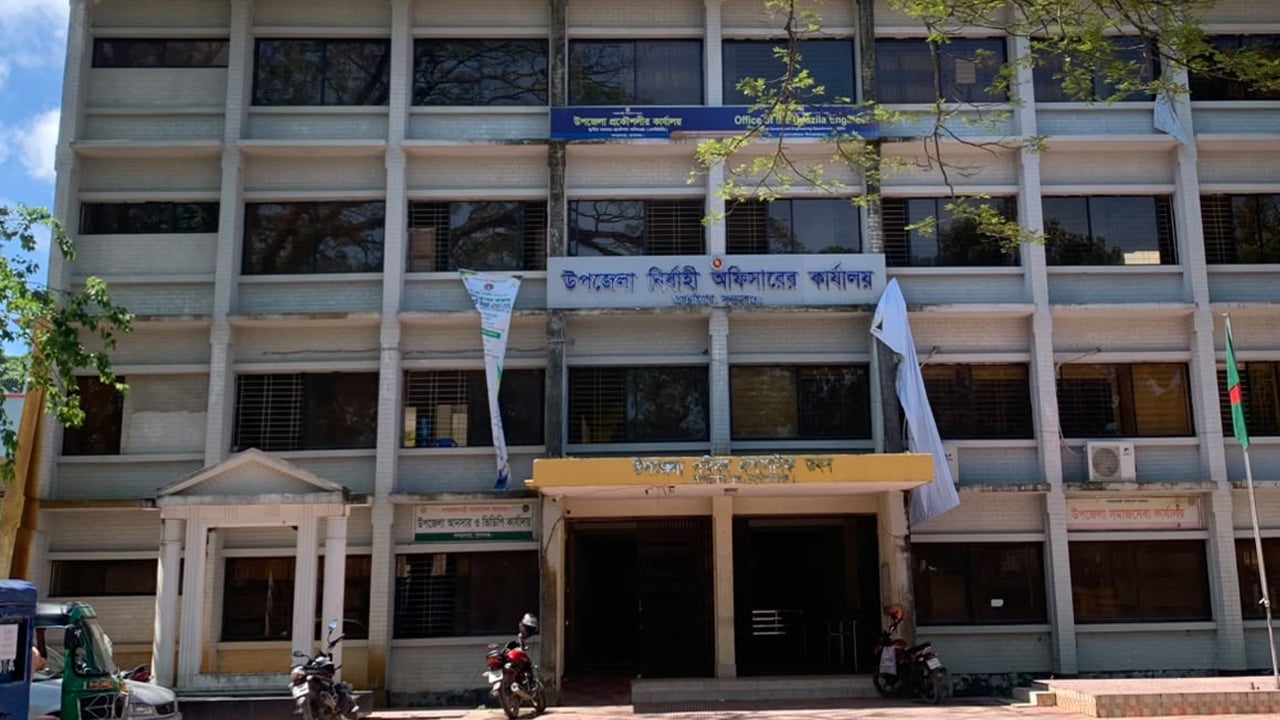 সুনামগঞ্জে ফ্যামিলি কার্ড শুমারিতে নিয়োগে অনিয়ম, স্বজনপ্রীতির অভিযোগ
