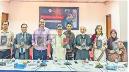 অর্থনীতি আটকে আছে তিন ফাঁদে 
