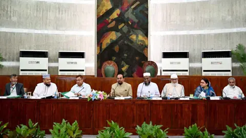 মসজিদের বিদ্যুৎ নীতিমালা ও সৌরবিদ্যুৎ প্রকল্পের সুপারিশ মন্ত্রণালয়ের স্থায়ী কমিটির