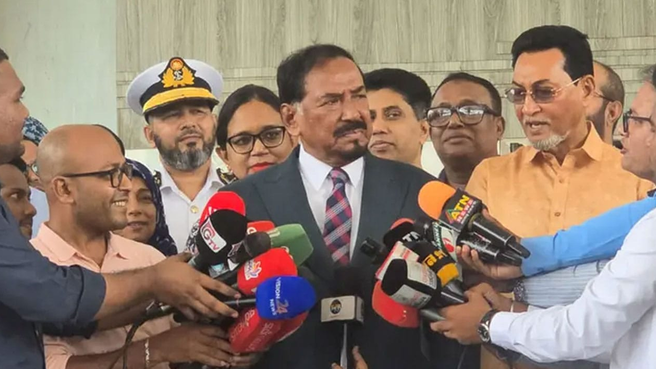 পদত্যাগের ৯০ দিনের মধ্যেই নির্বাচিত হবেন নতুন রাষ্ট্রপতি