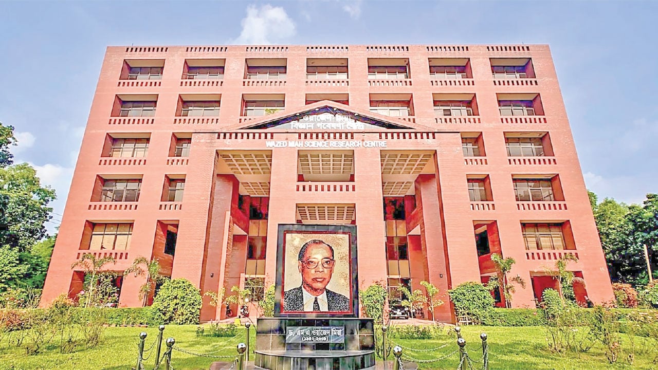 ৩০-কোটি-টাকার-যন্ত্র-আছে,-ব্যবহার-খুবই-সীমিত