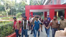 গোয়ালন্দে ৩০ হাজার ইয়াবাসহ গ্রেপ্তার ৩