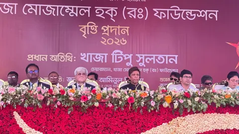 ৮৫২ শিক্ষার্থীকে মেধাবৃত্তি ও সম্মাননা সনদ দিল খাজা মোজাম্মেল হক ফাউন্ডেশন